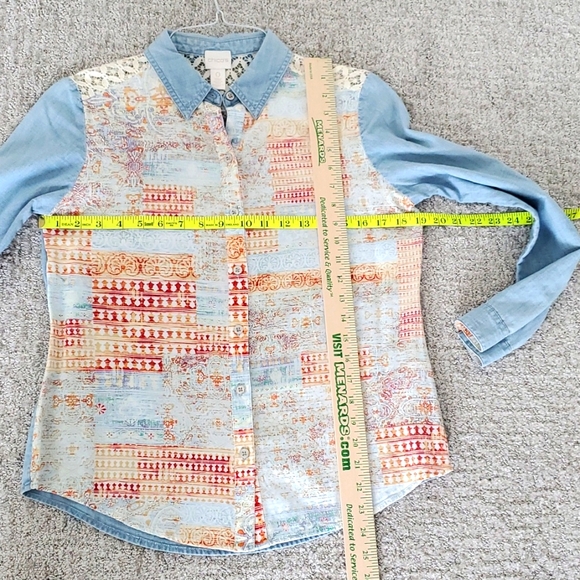 Chico's pattern and denim blouse-soft!! Size 0 - Picture 5 of 7